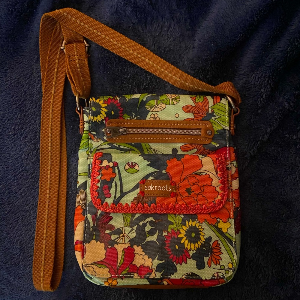 SAKROOTS Cross Body Satchel